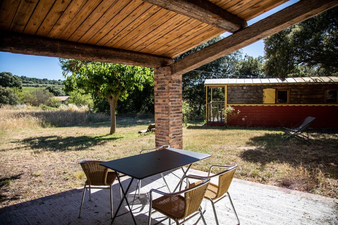 فيلا Domaine Les Perpetus La Tour-dʼAigues المظهر الخارجي الصورة